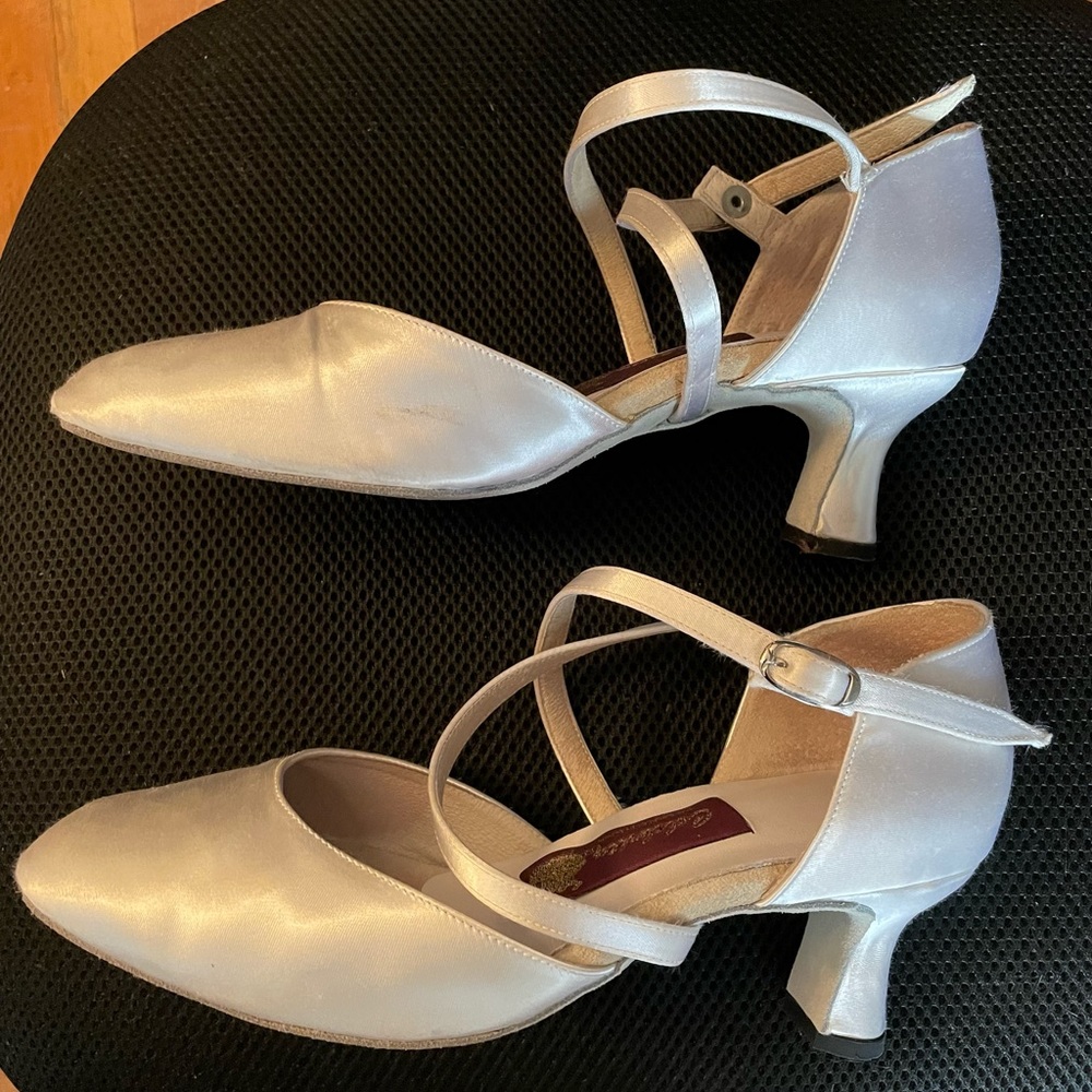 Dyeable-Dance-Wedding wide width satin shoes